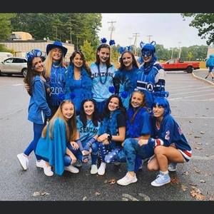 Meet your Posher, Jacqueline